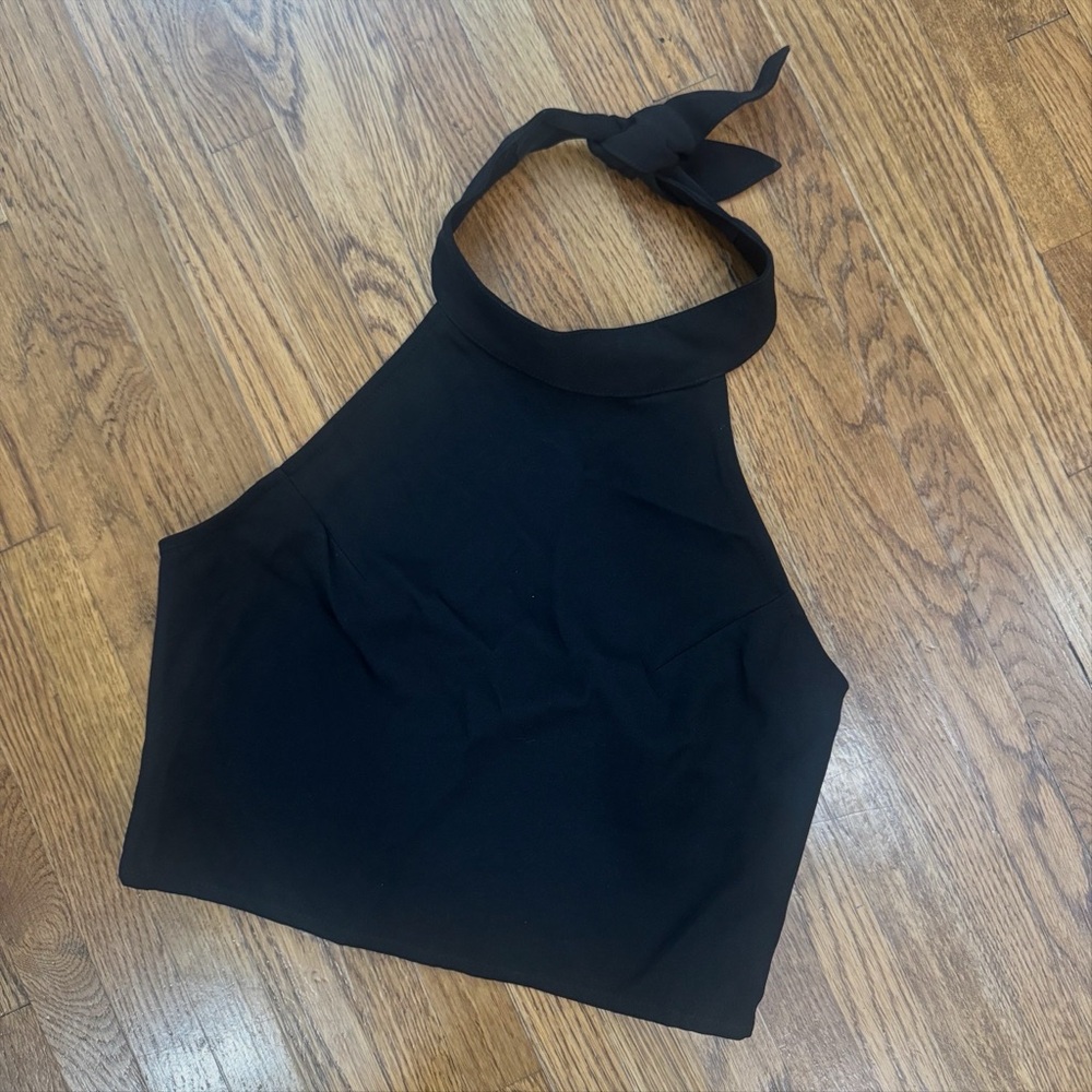 Sadie & Sage Black Halter Crop Top